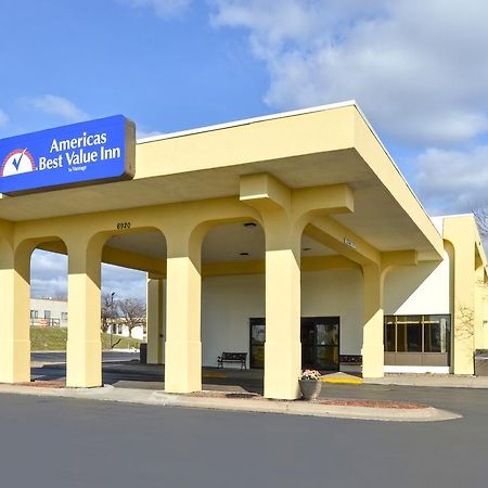 Americas Best Value Inn Moline Exterior photo